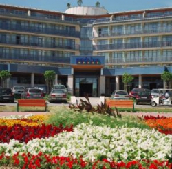 ���� ����� Park Inn Sarvar 4*