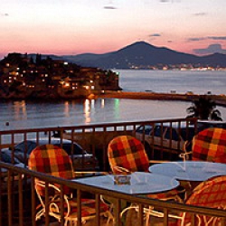 ���� ����� Azimut Hotel 4*