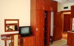 ���� ����� Apart Salus 4*