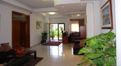 ���� ����� Butua APT 3*