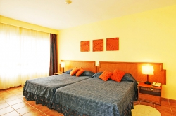 ���� ����� NH Krystal Laguna Villas & Resort 4*