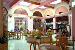 ���� ����� Plaza 4*