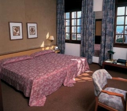 ���� ����� Victoria 4*
