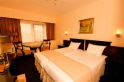 ���� ����� Blue Tower 4*