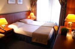 ���� ����� Die Port Van Cleve 4*