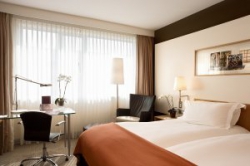 ���� ����� Dorint Airport 4*