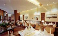 ���� ����� Dorint Airport 4*