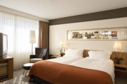 ���� ����� Dorint Airport 4*