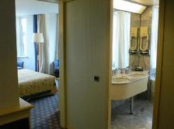 ���� ����� NH Carlton 4*