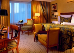 ���� ����� The Ritz-Carlton Berlin 5*