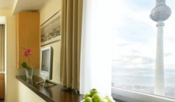 ���� ����� Park Inn Berlin-Alexanderplatz 4*