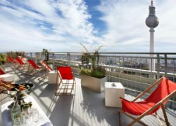 ���� ����� Park Inn Berlin-Alexanderplatz 4*