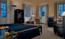 ���� ����� Kempinski Taschenbergpalais 5*