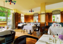 ���� ����� Four Points by Sheraton Koenigshof 4*