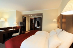 ���� ����� NH Duesseldorf City 4*