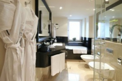 ���� ����� Kempinski Hotel Vier Jahreszeiten 5*