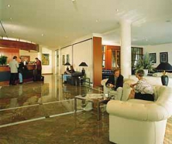 ���� ����� Alexander am Zoo 4*